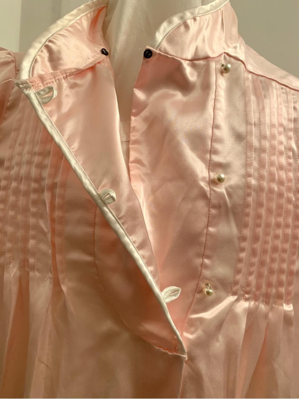 Vintage Barad & Co Light Pink Satin Pintuck Pajama Top - Picture 9 of 12